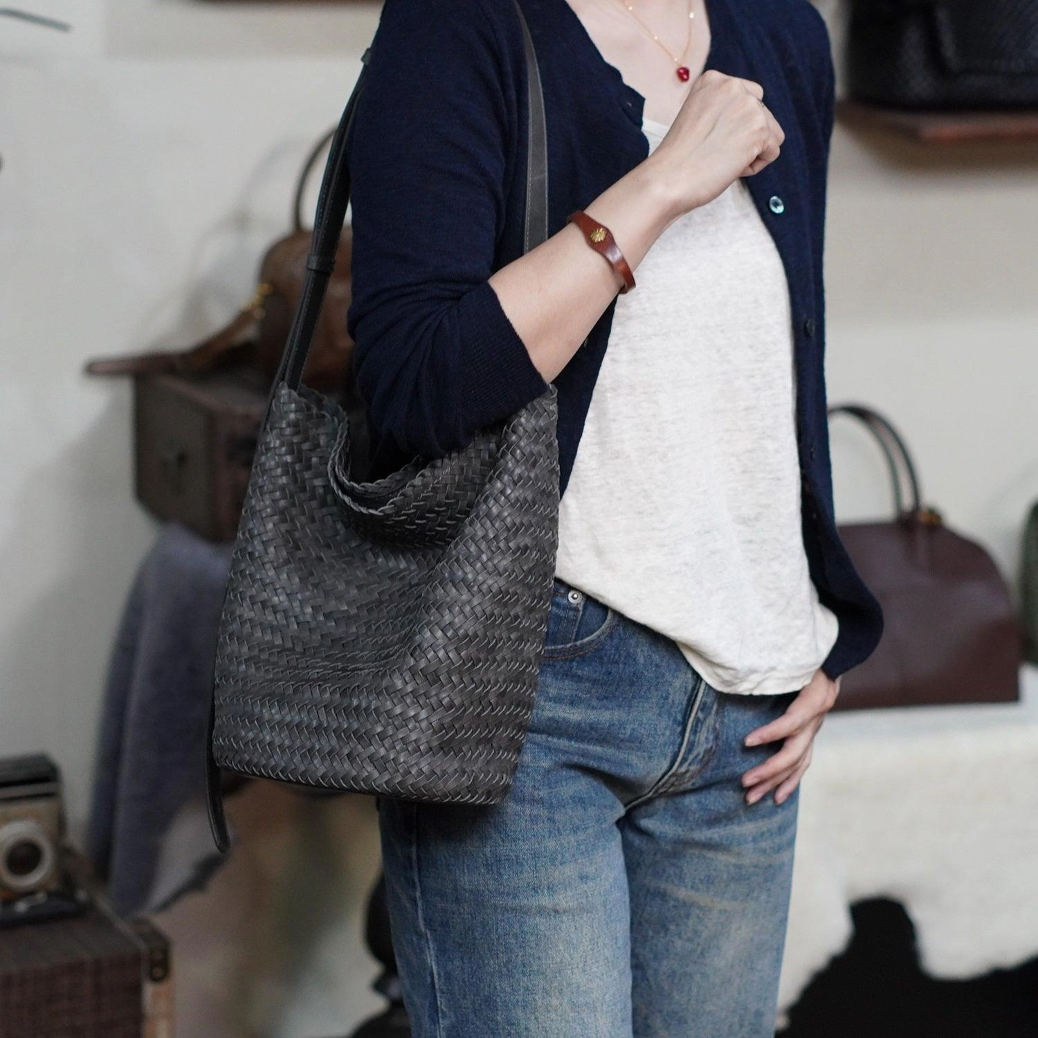 Handwoven Full-Grain Leather Bucket Bag | Stylish Shoulder Bag for Women | Leather Beach Bag Relaxed Chic Look Light Daily Bag