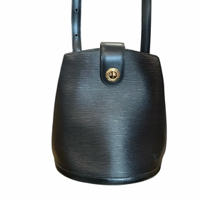 Daily Essential Smart option Authentic Louis Vuitton Handbag