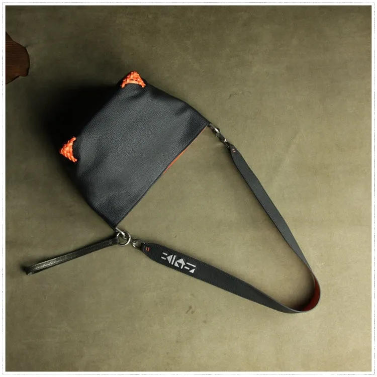 Black Womens Leather Bucket Shoulder Purse Womens Barrel Khaki Leather Handbag Shoulder Bag for Ladies Everyday Outfit