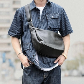 Black Leather Mens Saddle Courier Bag Messenger Bag Black Postman Bag For Men Minimalist Aesthetic