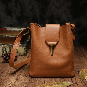 Durable Everyday Use Relaxed Modern Look Brown Leather Womens Bucket Shoulder Bag Bucket Side Bag Barrel Shoulder Purse for Ladies