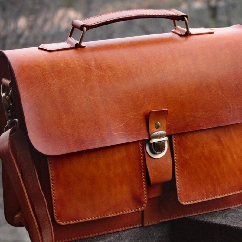 Effortless Chic Business Travel Cool Brown Handmade Leather Mens Briefcase Messenger Bag School Bag for men