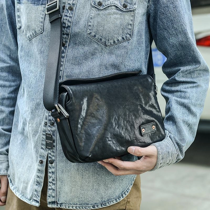 Casual Black Leather Mens 10 inches Side Bag Small Messenger Bag Black Postman Bag For Men Daily Comfort Durable Fabric