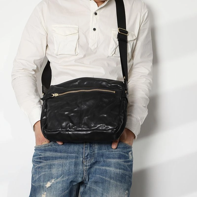Casual Black Leather Mens Cool Side Bags Messenger Bag Brown Postman Courier Bags for Men Elegant Durability