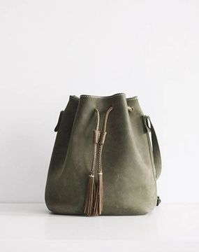 Handmade leather purse bucket phone bag shoulder bag cossbody bag purse women Daily City Life Elegant Minimal Look