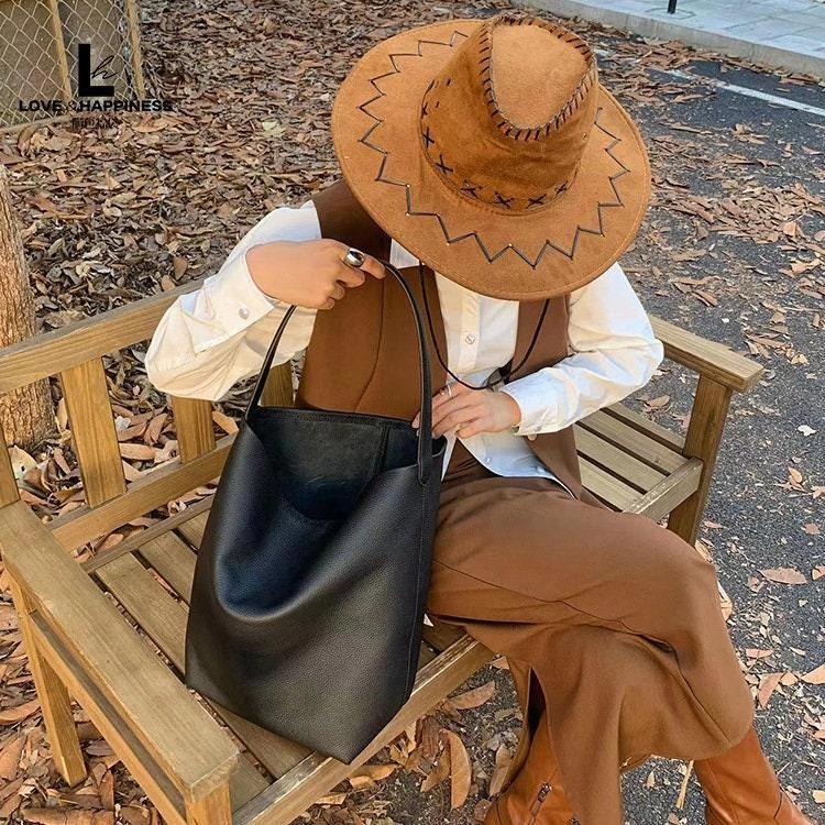 Classic Leather Bucket Bag, Minimalist Minimalist Leather Tote Bag, Fashion Designer Bag, Tan Mummy Bag, Everyday Bag, Gift For Her Soft Durable Design