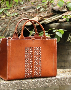 Eco-conscious travel bag Stylish Gear Handmade vintage rustic leather normal size tote bag shoulder bag handbag for women