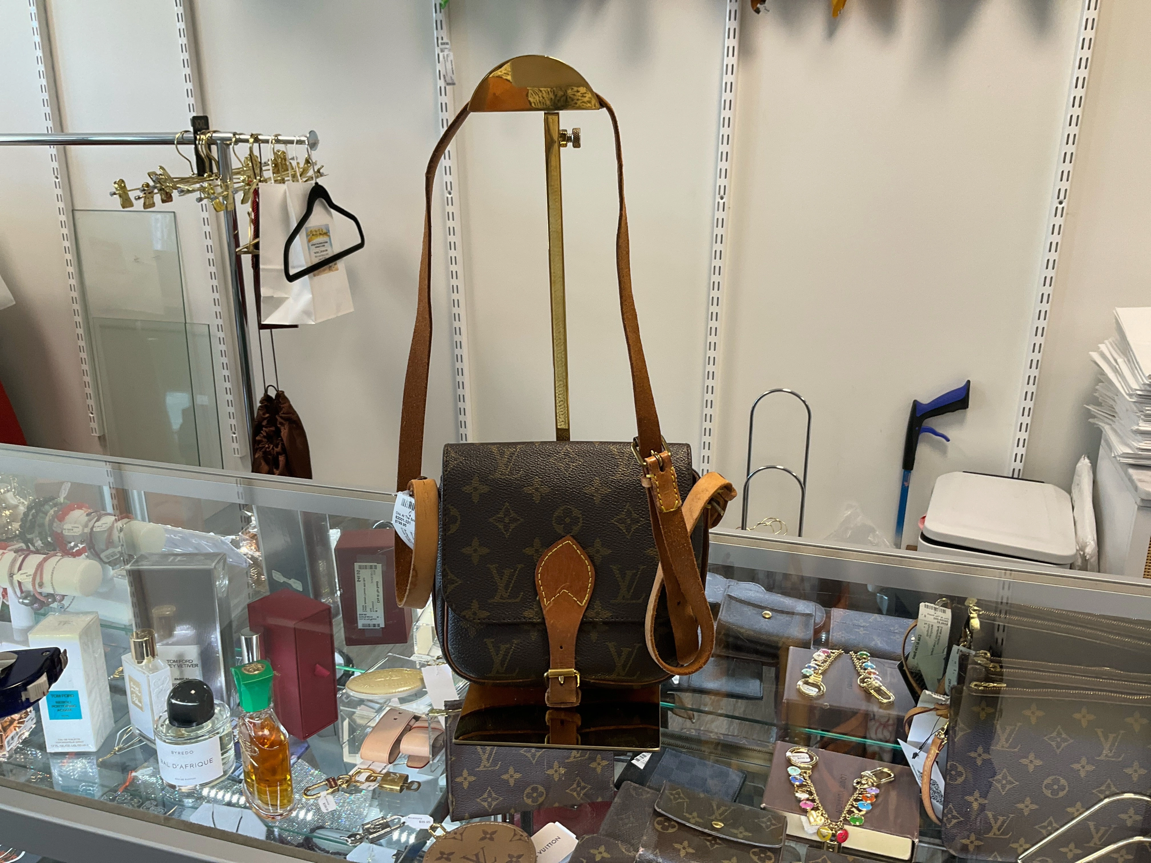 High-quality carry bag Louis Vuitton Handbag