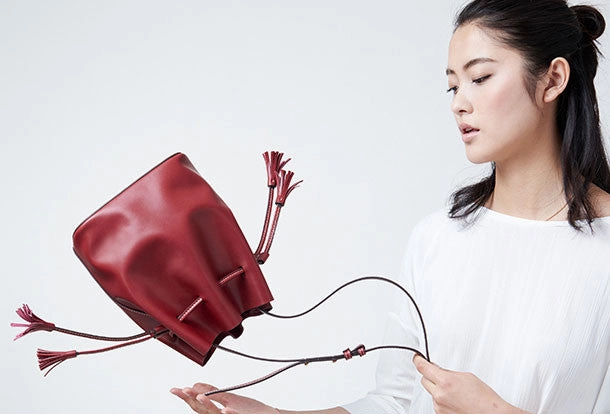 Sleek Shoulder Compact Fit Genuine Leather bucket bag shoulder bag for women leather crossbody bag