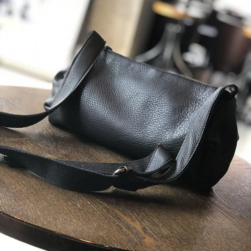 Full Grain Leather Bag, Handcrafted Cowhide Cylinder Bag, Barrel bag, Round Leather Bag, Small Shoulder Bag, Soft Light Casual Bag, Gift Casual Comfort Smart Function