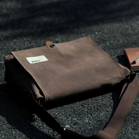Cool Canvas Mens Student Shoulder Bag Side Bag Messenger Bag for Men Simple Function Daily Lifestyle