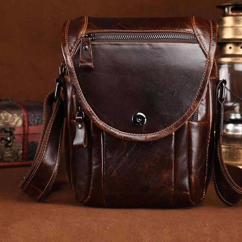 Cool Coffee Small Mens Leather Side Bag Messenger Bag Shoulder Bag for Men Urban practicality