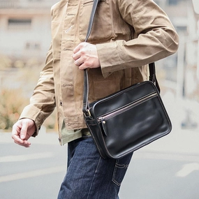 Black Leather Mens Casual Small Courier Bags Messenger Bag Coffee Brown Postman Bag For Men Work Lifestyle