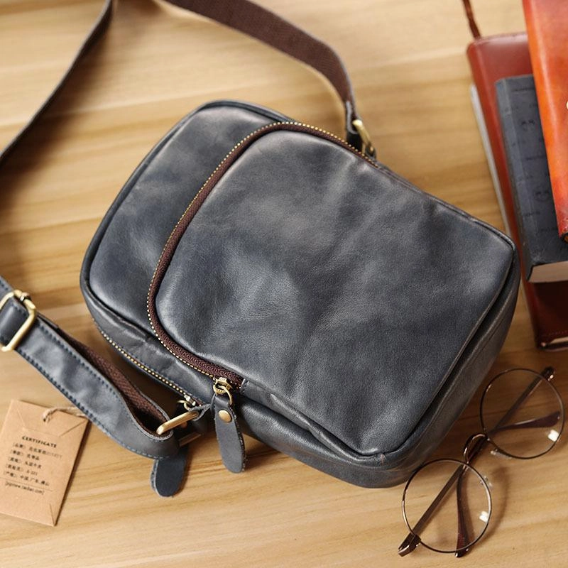 Outdoor Simplicity Casual Small Leather Mens Black Side Bags Small Vertical Postman Bag Messenger Bags For Men