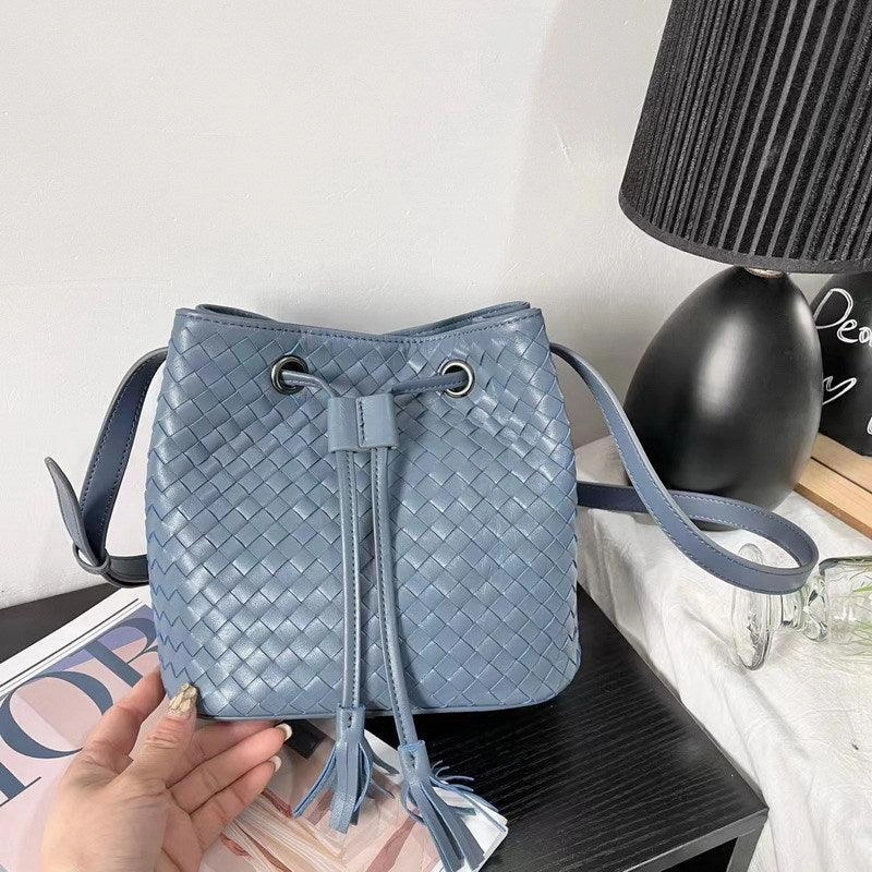 Everyday Organization Urban Street Look Drawstring Lambskin Leather Bucket bag |  Handwoven Medium Shoulder Purse Women's Cinch Designer Bag, Crossbody Crossover, Must-have Bag