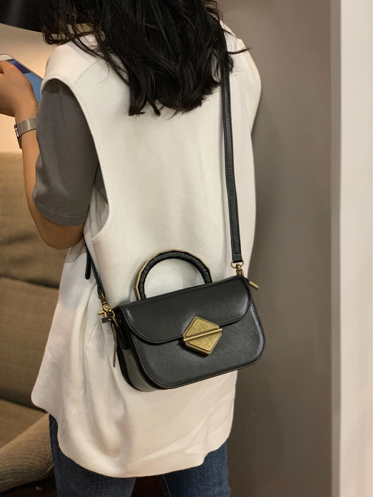 Design innovation Fashion Everyday Women's Leather Small Red Satchel Handbag Shoulder Bag Fashion Small Red Leather Satchel Purse for Girls