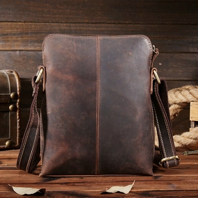 Cool Leather Mens Messenger Bags Vintage Shoulder Bags For Men Lightweight Feel Compact Companion