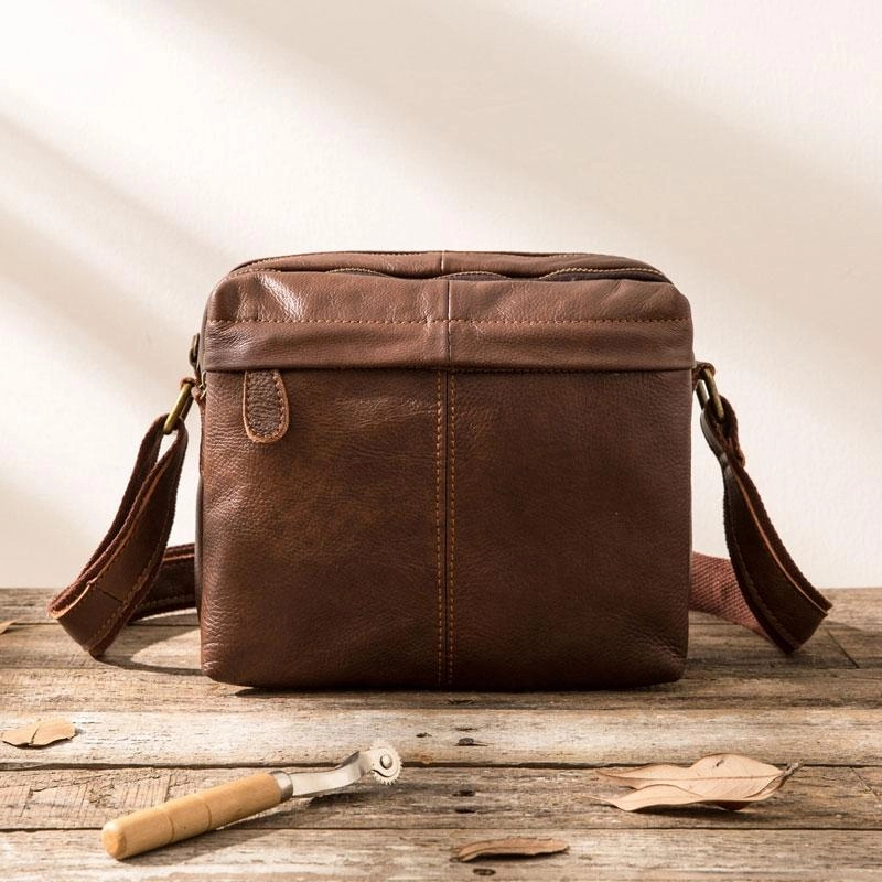 Cool Small Leather Black Mens Messenger Bags Shoulder Bags  for Men Minimal Carry Classic Shape