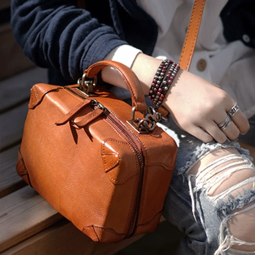 Travel Function Modern Appeal Vintage Womens Brown Leather Square Crossbody Bag Black Women's Small Handbag Shoulder Bag