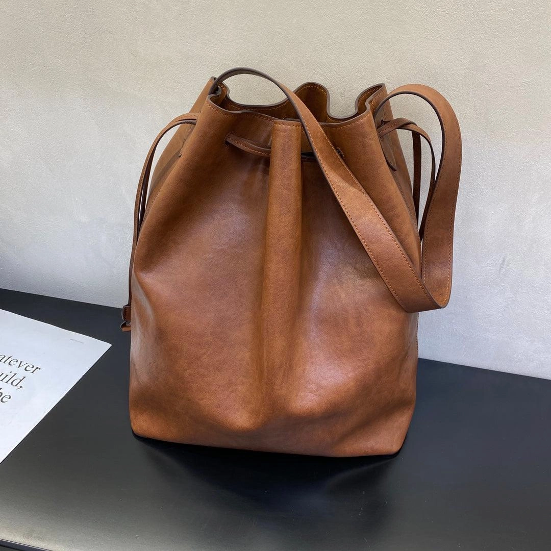 Effortless Carry Simple Fashion Piece Elegant Cowhide Leather Bucket Tote Bag with Wide Strap?C Large Shoulder and Crossbody Bag for Women