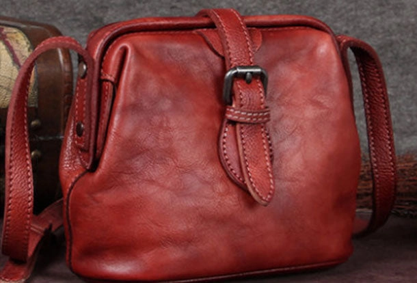 Vintage Leather Doctor Crossbody Bag Shoulder Bag Purse For Women Versatile Use Practical Use