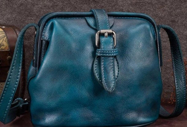 Simple Look Vintage Leather Doctor Crossbody Bag Shoulder Bag Purse For Women