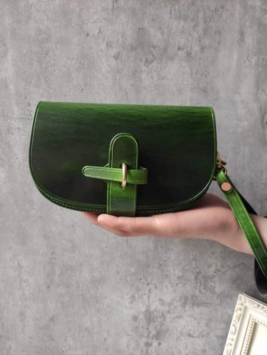 Handcrafted Vintage Designer Saddle Bag, Italian Cowhide Leather Shoulder Bag, Women Crossbody Bag, Gift for Her, Black, Coffee, Pink Perfect for pairing with both casual and formal attire