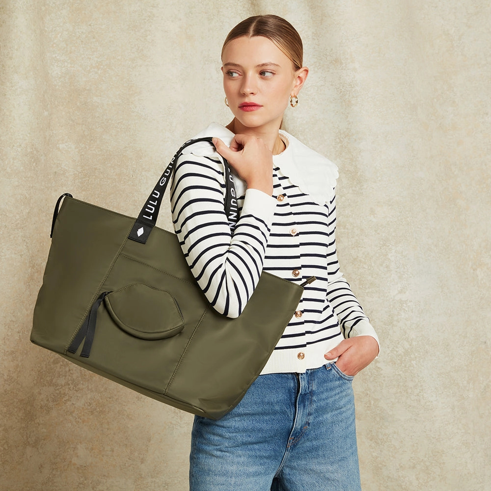 BAY LEAF GREEN NYLON MACY TOTE BAG Practical Journey