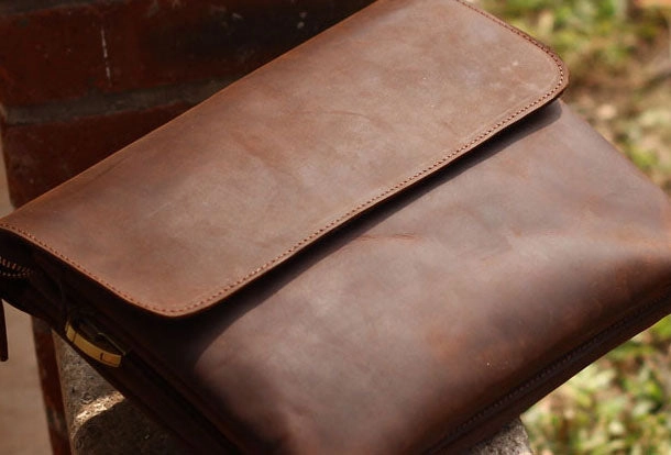 Vintage Leather Mens Small Messenger Bag Clutch Purse iPad Bag For Men Lightweight Travel Compact Organizer