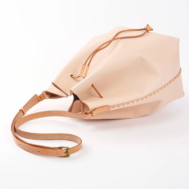Cute Handmade Leather Womens Bucket Shoulder Bag Barrel Crossbody Purse for Women Stylish Accessory zipper closure