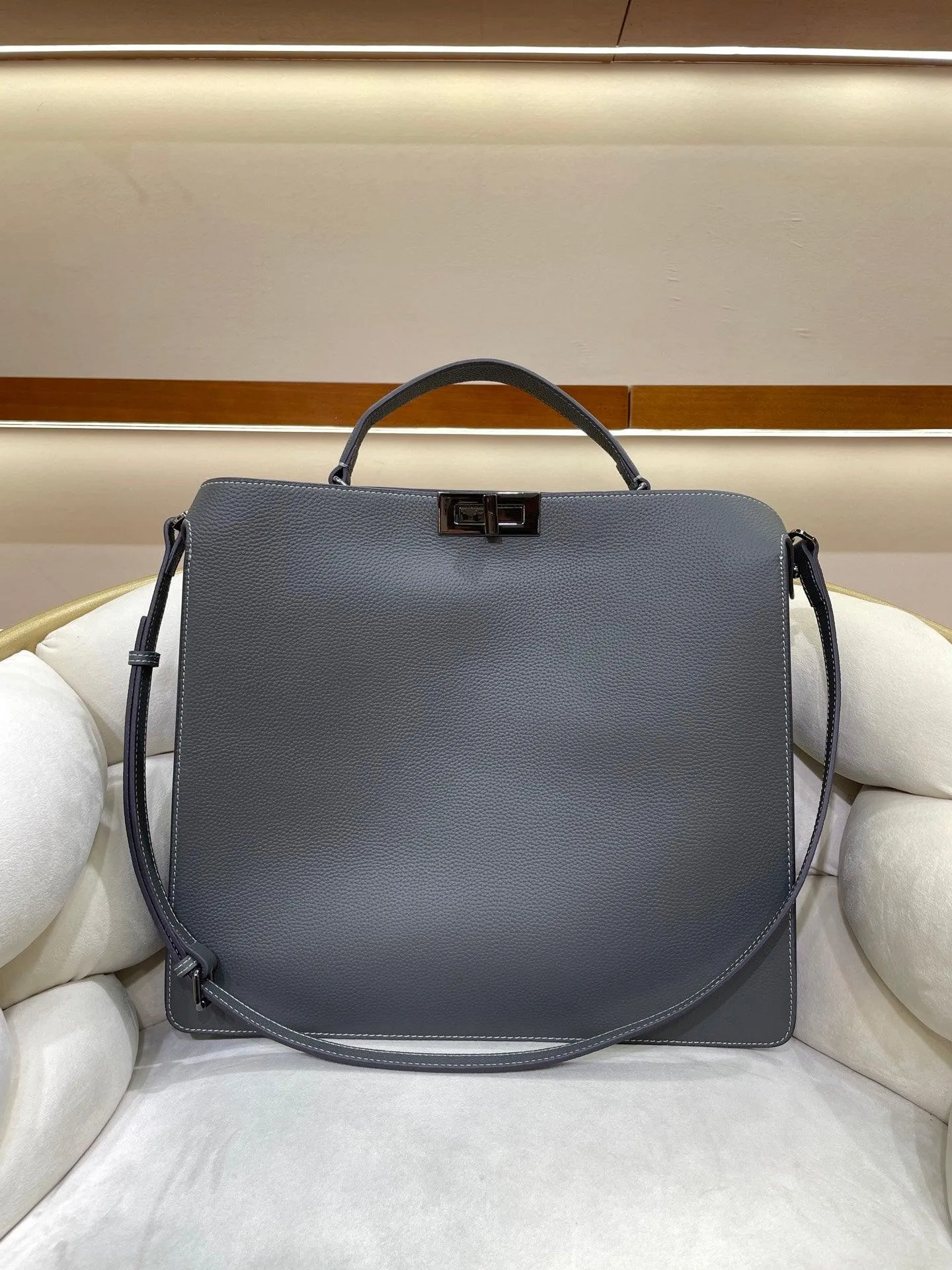 Functional Trend simple design Luxury Togo Leather Structured Brief Tote, Unisex Shoulder Bag & Handbag, Laptop Bag