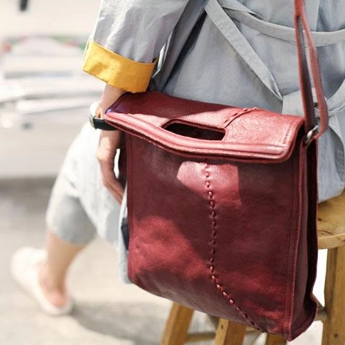Fashion Women Red Leather Vertical Tote Bag Handbag Shopper Bag Shoulder Bucket Style Purse for Women Urban Minimal Style