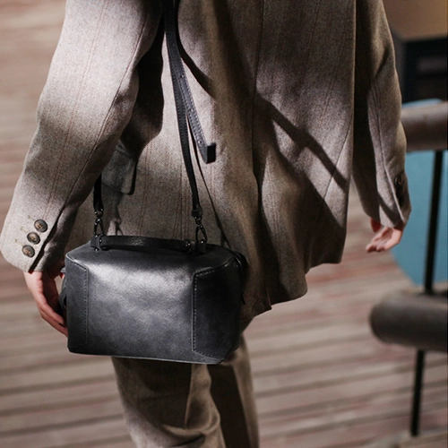 Fashion Women's Small Leather Black Satchel Handbags Brown Cube Square Shoulder Bag Crossbody Bag Trendy Organizer Compact Form