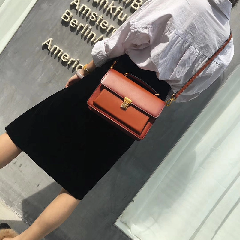 Fashion Womens Leather handbag chain shoulder bag crossbody bag for women and Practical large purse.