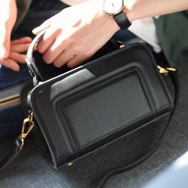 Modern Craft Classic Weekend Fashion Womens Leather Red Satchel Handbag Leather Shoulder Bag Square Crossbody Bag Purse