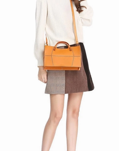 Fashion Womens Leather Square Handbag Purses Tan Small Handbag Shoulder Purse for Ladies Trendy Look Durable Stitching