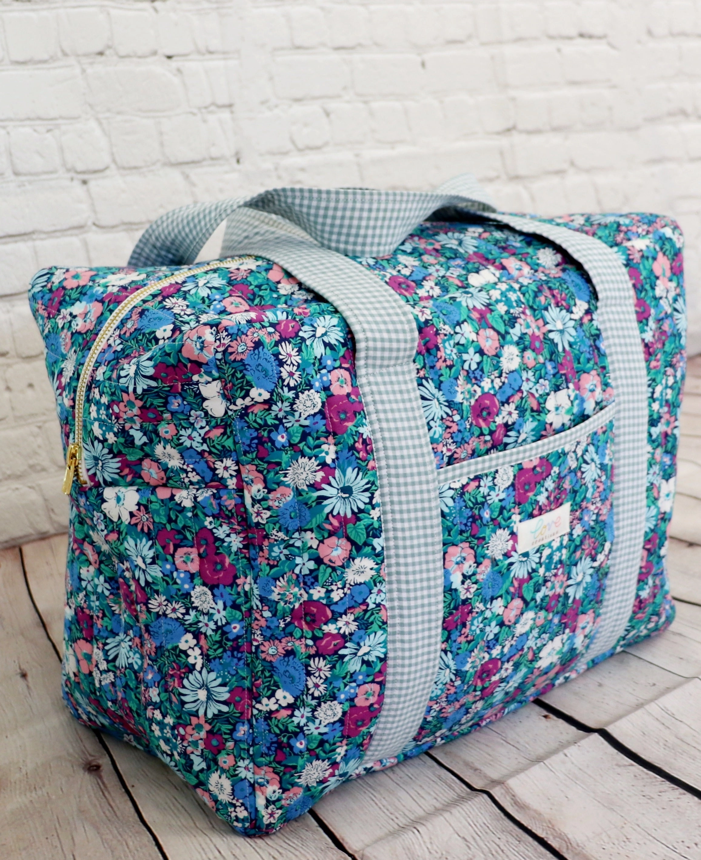 Effortless Style Comfort Wear Daily Flex Weekend bags