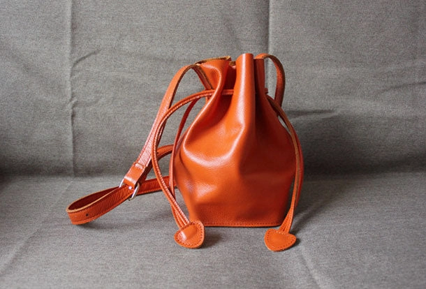 Genuine Leather Bucket Bag Shoulder Bag Crossbody Bag Handbag Purse For Women Compact Fashion