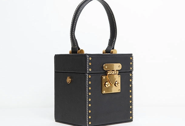 Outdoor Style Classic Feature Genuine Leather Cute Cube Handbag Crossbody Bag Shoulder Bag Women Leather Purse