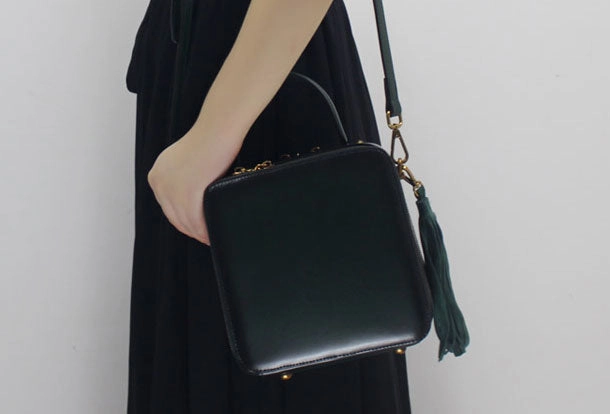 Genuine Leather handbag Cube bag shoulder bag for women leather crossbody bag Handmade Finish Stylish Edge