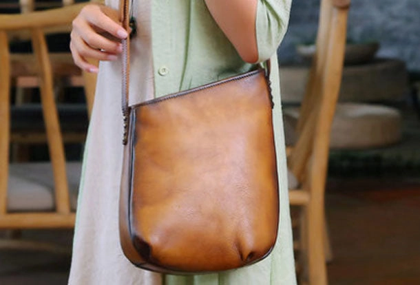 Genuine Leather Handbag Vintage Bucket Bag Crossbody Bag Shoulder Bag Purse For Women Stylish Daywear Accessory Sleek Everyday Style