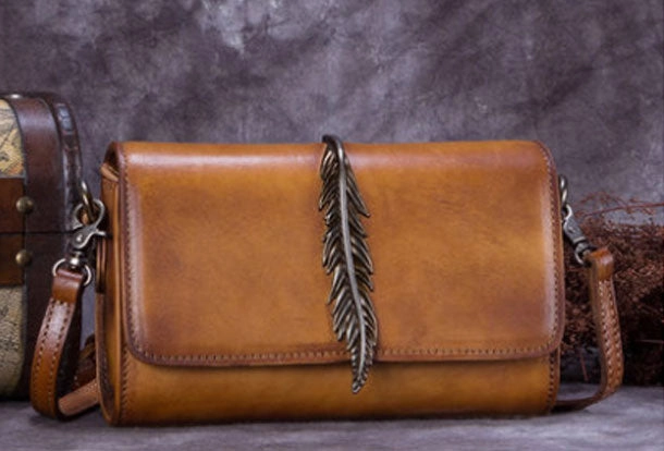 Sleek travel pouch Genuine Leather Handbag Vintage Feather Bag Crossbody Bag Shoulder Bag Purse For Women