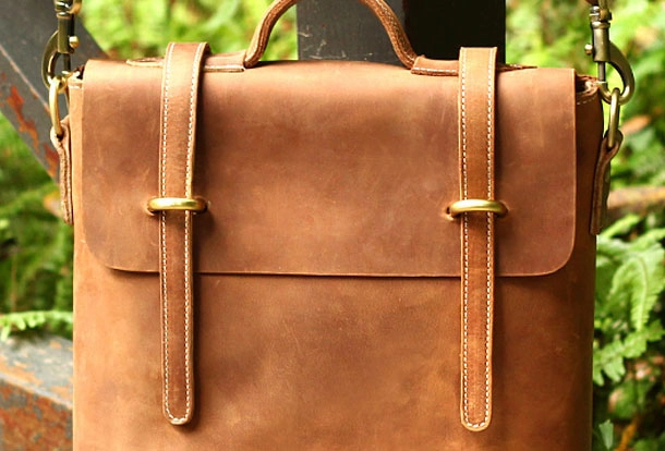 Compact Durability Genuine Leather Mens Cool Messenger Bag iPad Bag Chest Bag Bike Bag Cycling Evelope Cluth Bag For Men