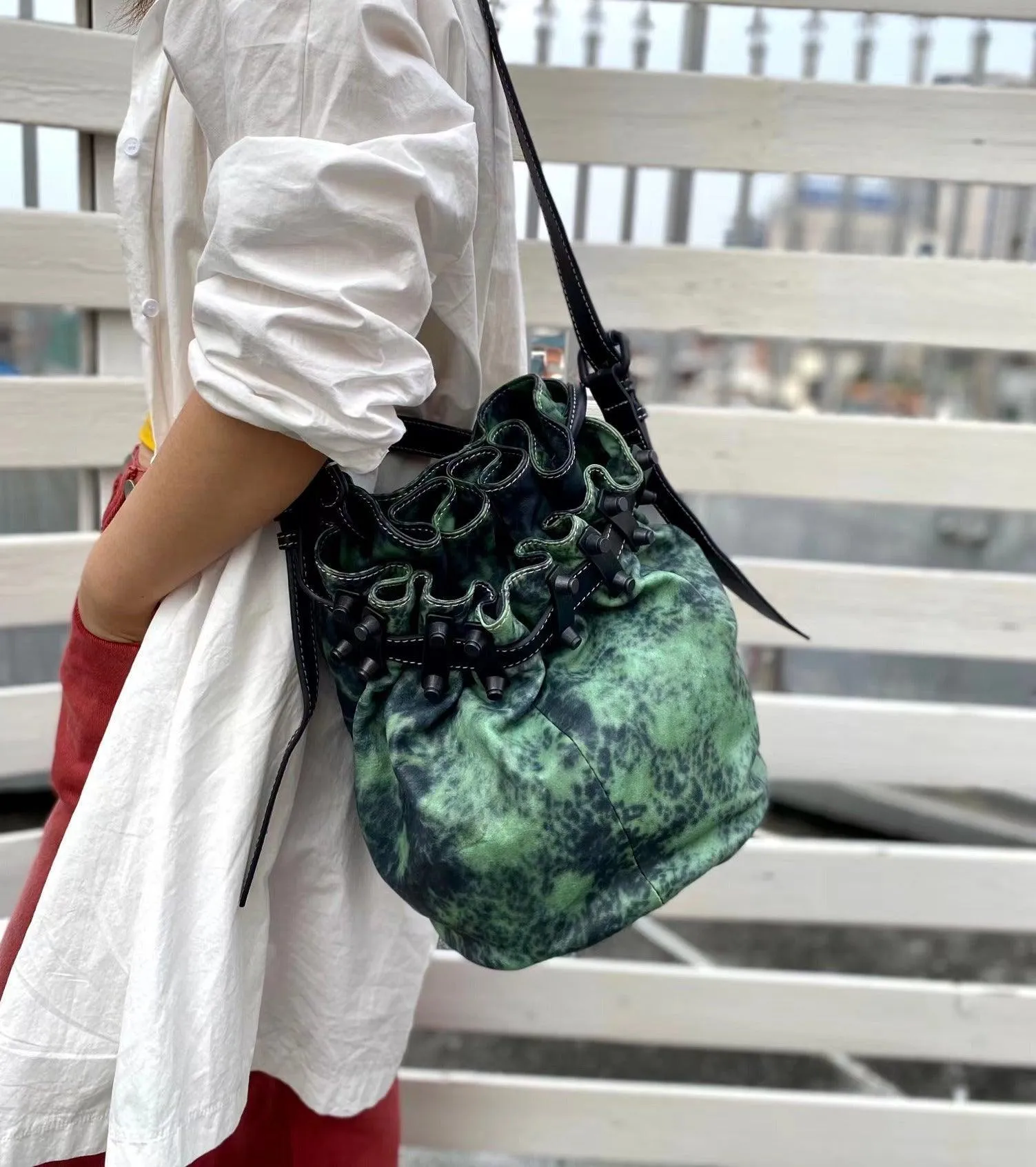 Handcrafted Bohemian Vintage Italian Leather Drawstring Bucket Shoulder Bag | A Perfect Gift for Her Practical Organizer