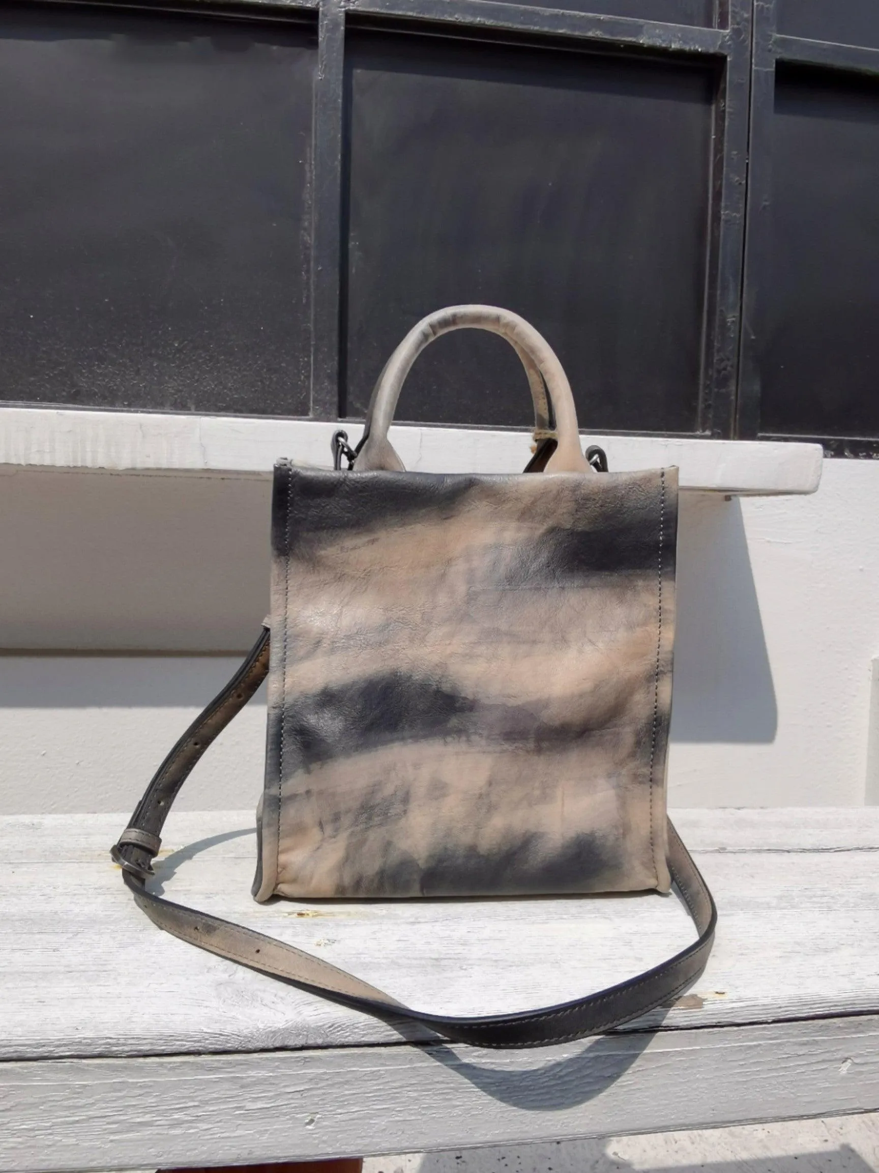 Designer Look Outdoor Use Handcrafted Luxurious Italian Full Grain Leather Shoulder Bag Collection