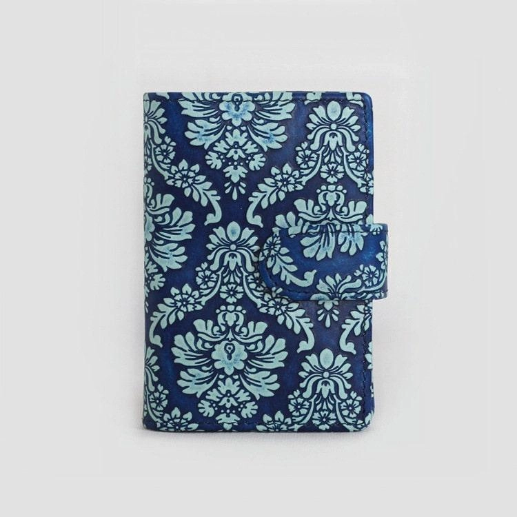 Handcrafted Leather Card Holder, Leather Card Wallet, Women Credit Card Holder, Leather Card Holder Wallet ,Embossed Bag Leather Wallet Compact Form