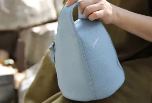 Simple Aesthetic Handmade handbag purse leather crossbody bag purse shoulder bag for women