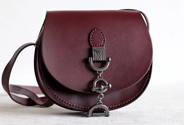 Handmade Leather vintage women leather shoulder bag crossbody bag Everyday Essentials Trendy Piece
