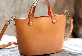 Functional Fashion Piece Handmade Leather Bucket Bag Purse Bucket Handbags Shoulder Bag for Women