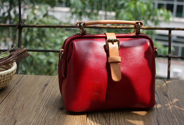 Handmade Leather doctor bag for women leather shoulder doctor bag crossbody bag Weekend Travel